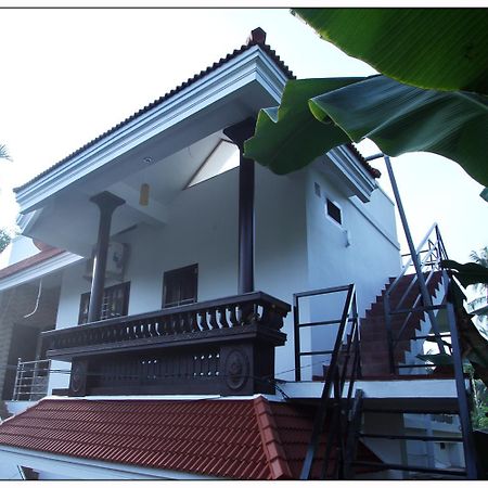 Aaron'S Homestay Kochi Eksteriør billede