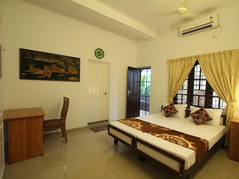 Aaron'S Homestay Kochi Eksteriør billede